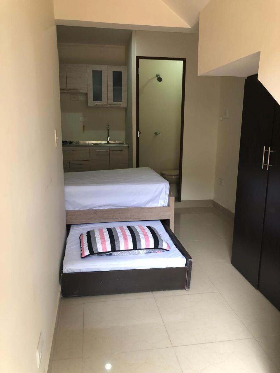 Cerca Al Centro Comercial Fabricato Apartment